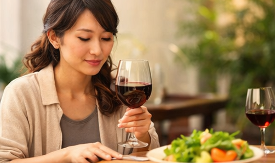 赤ワインはダイエット向き？